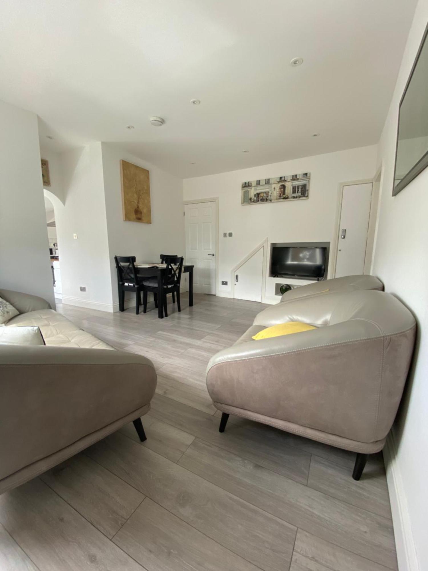 Eejs Modern London 3 Bed Flat Near Crystal Palace Stadium - Great Transport Links Norwood Экстерьер фото