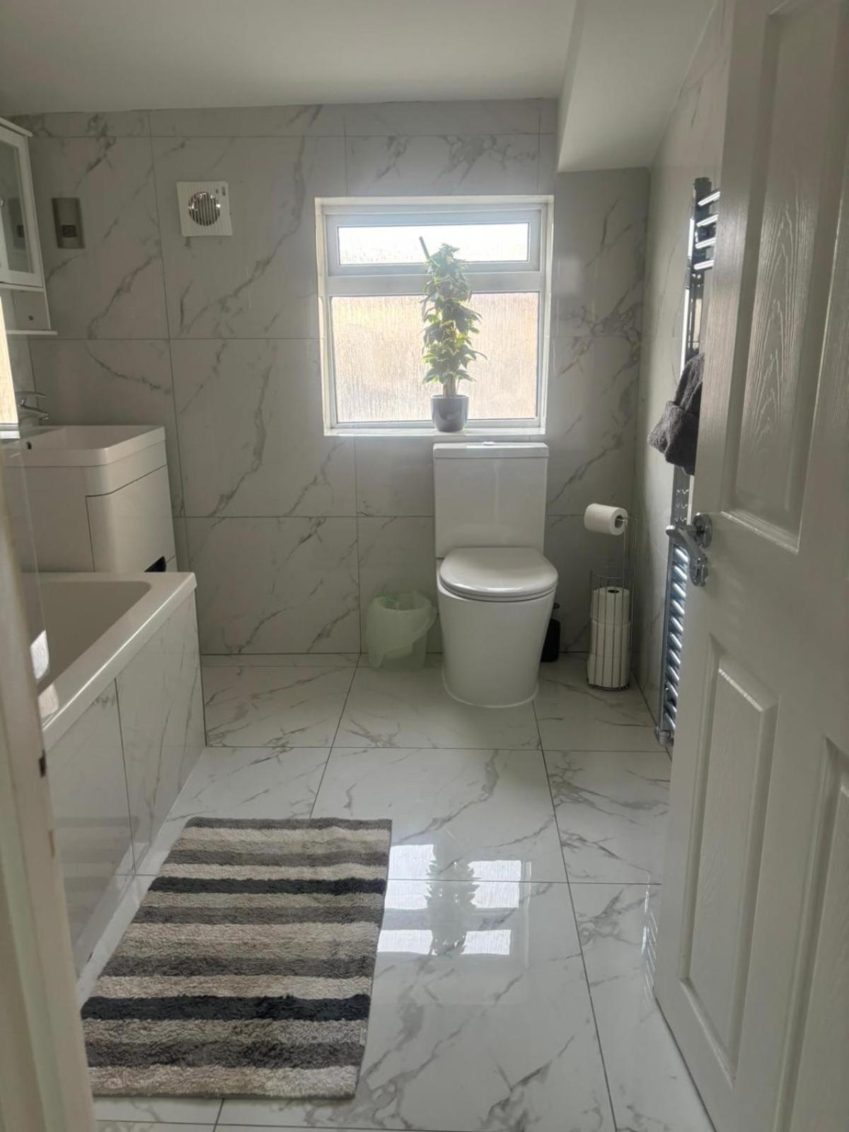 Eejs Modern London 3 Bed Flat Near Crystal Palace Stadium - Great Transport Links Norwood Экстерьер фото
