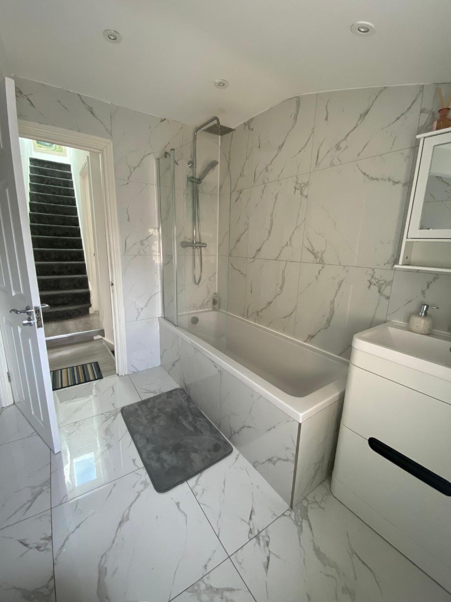 Eejs Modern London 3 Bed Flat Near Crystal Palace Stadium - Great Transport Links Norwood Экстерьер фото